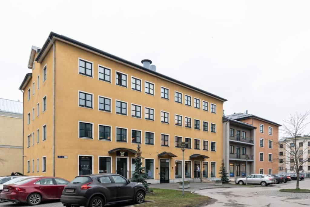 Dana-Entire Apartment Very Quiet And Central 2 Tallinn Exterior photo